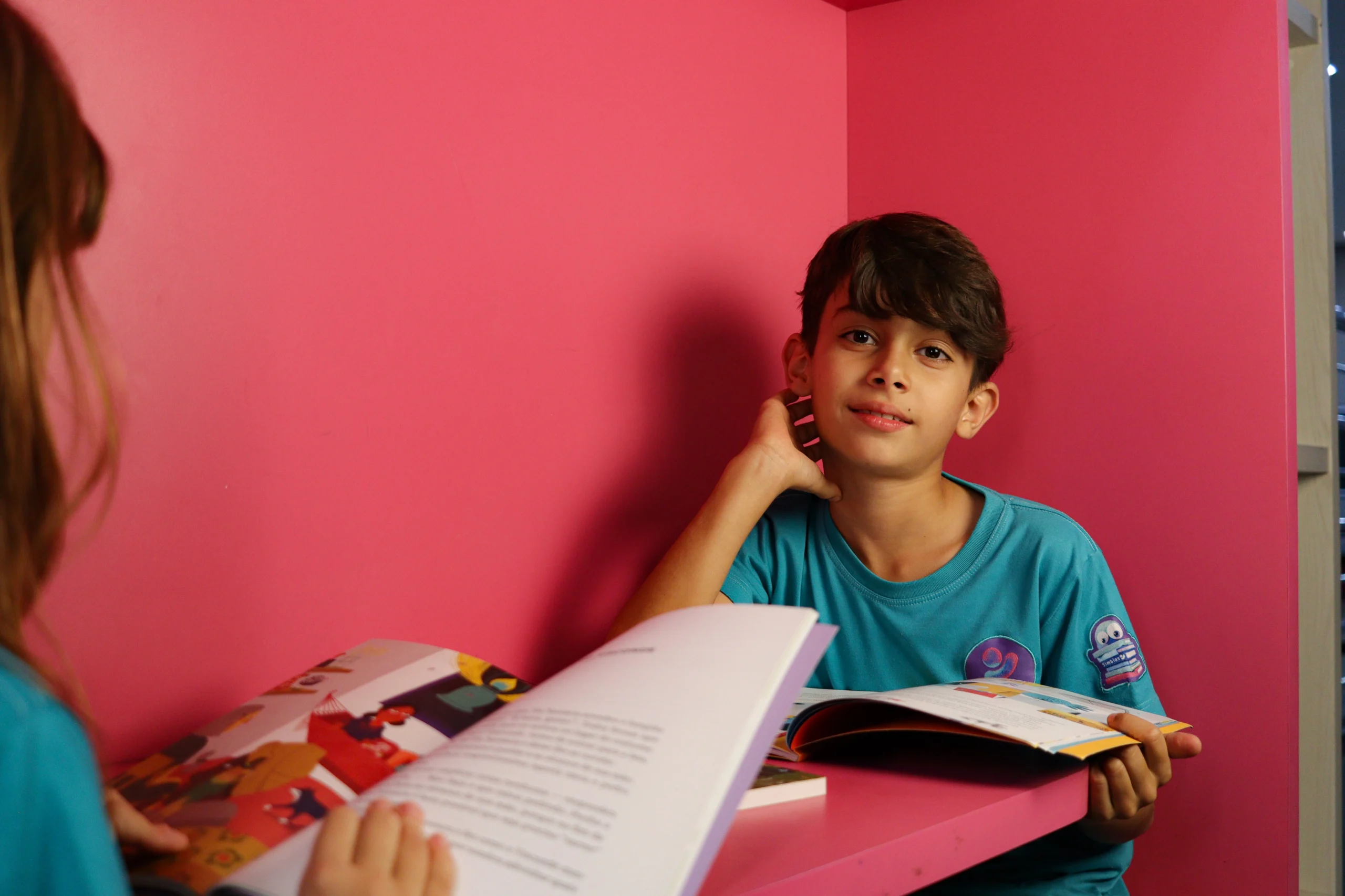 Alunos estudando no Ensino Fundamental